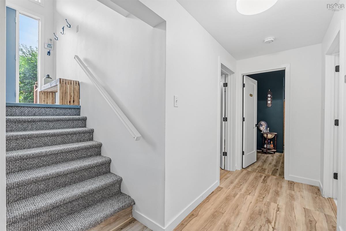  MLS ()