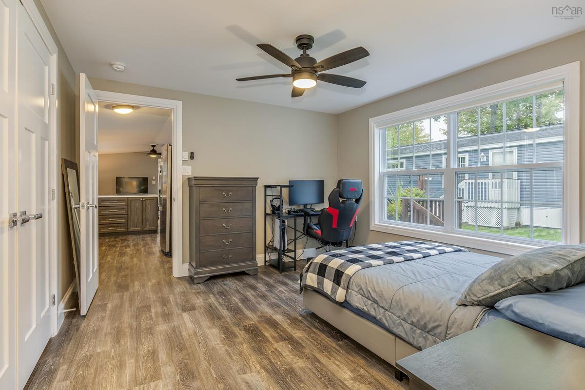  MLS ()