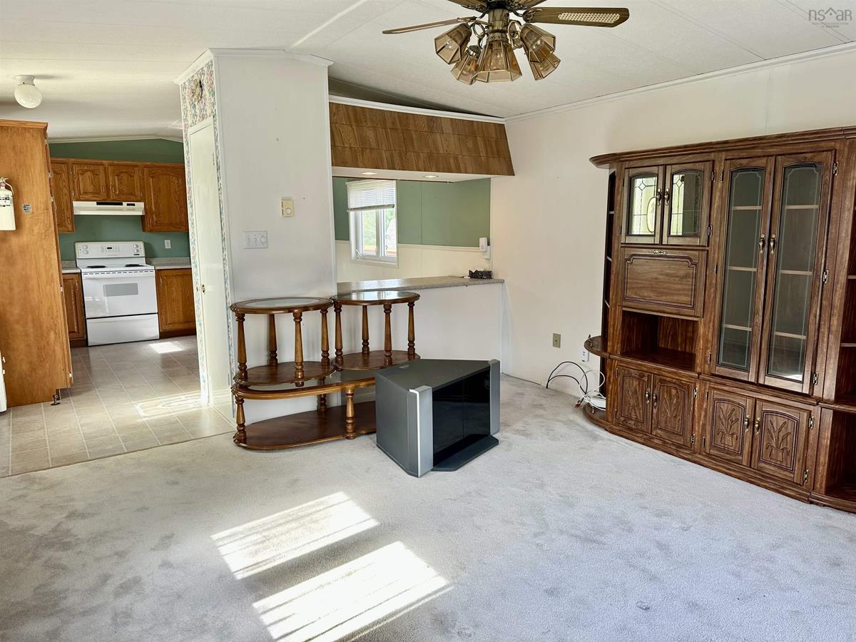  MLS ()