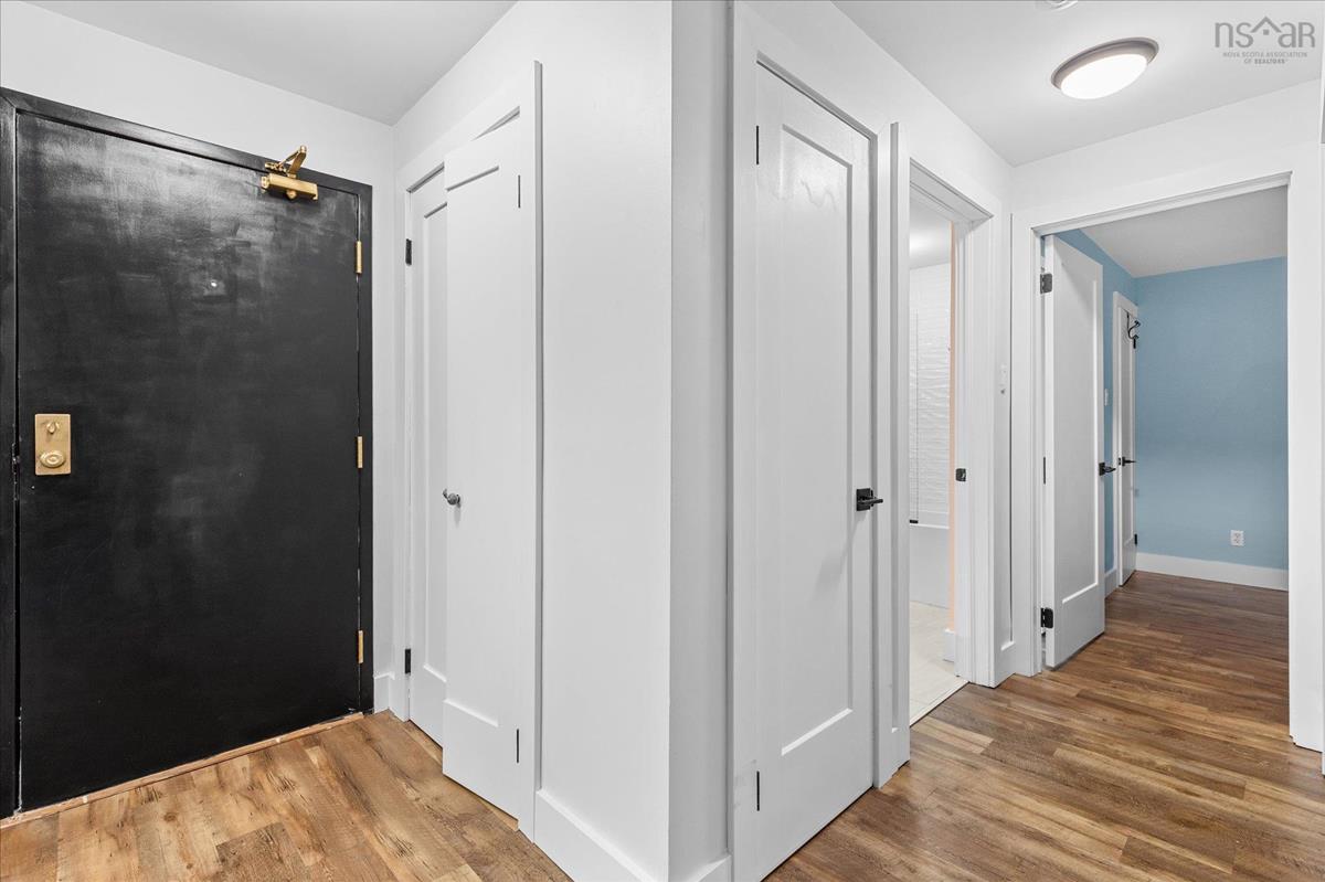  MLS ()
