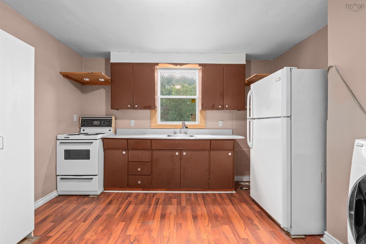  MLS ()