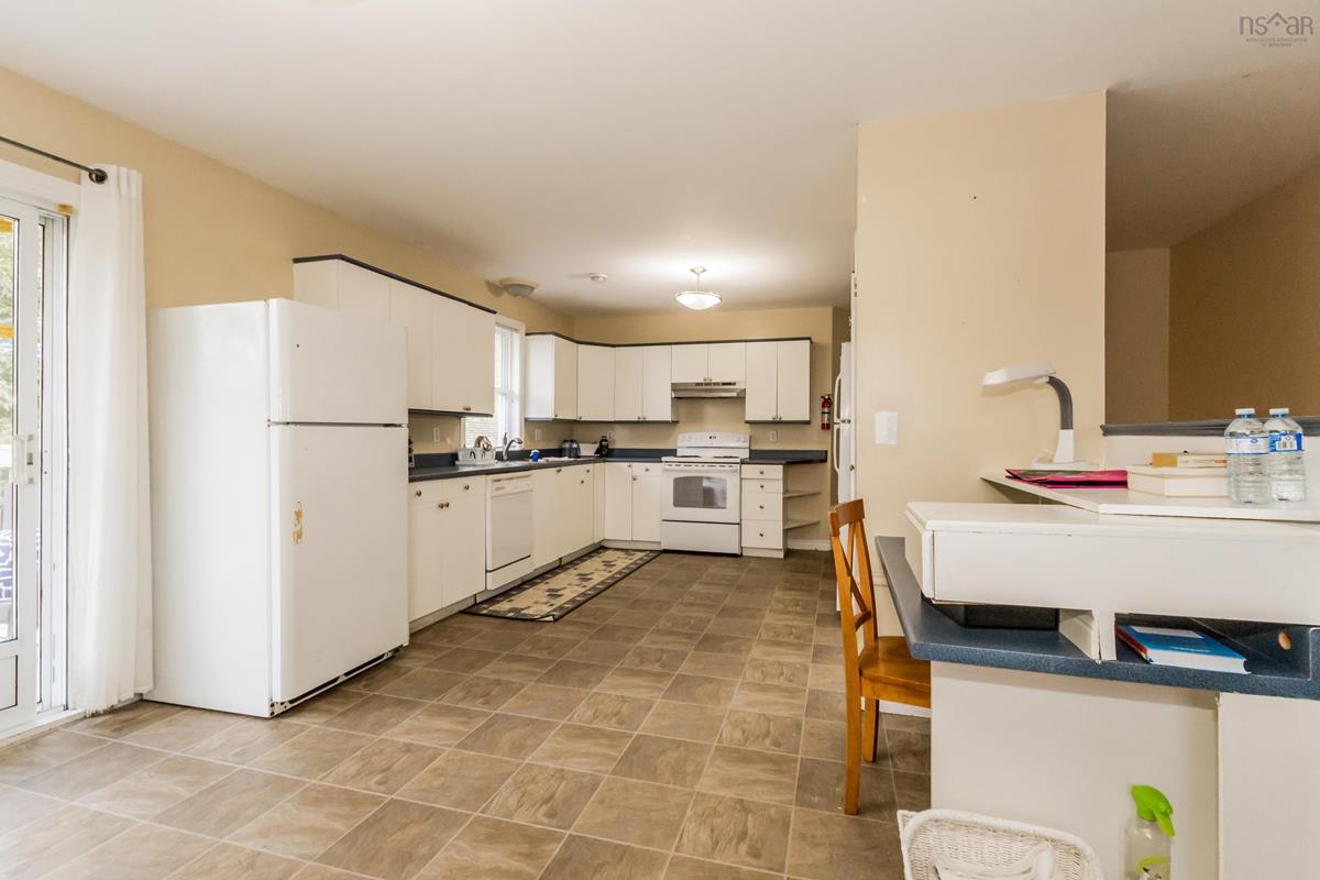  MLS ()
