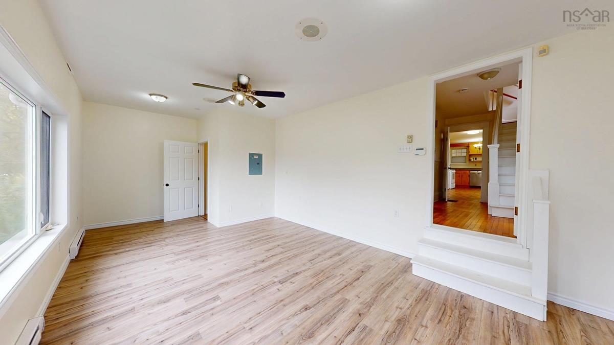  MLS ()