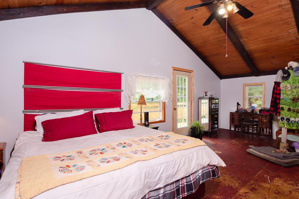  MLS ()