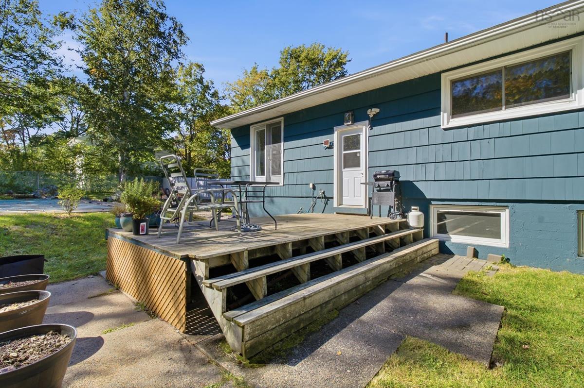  MLS ()
