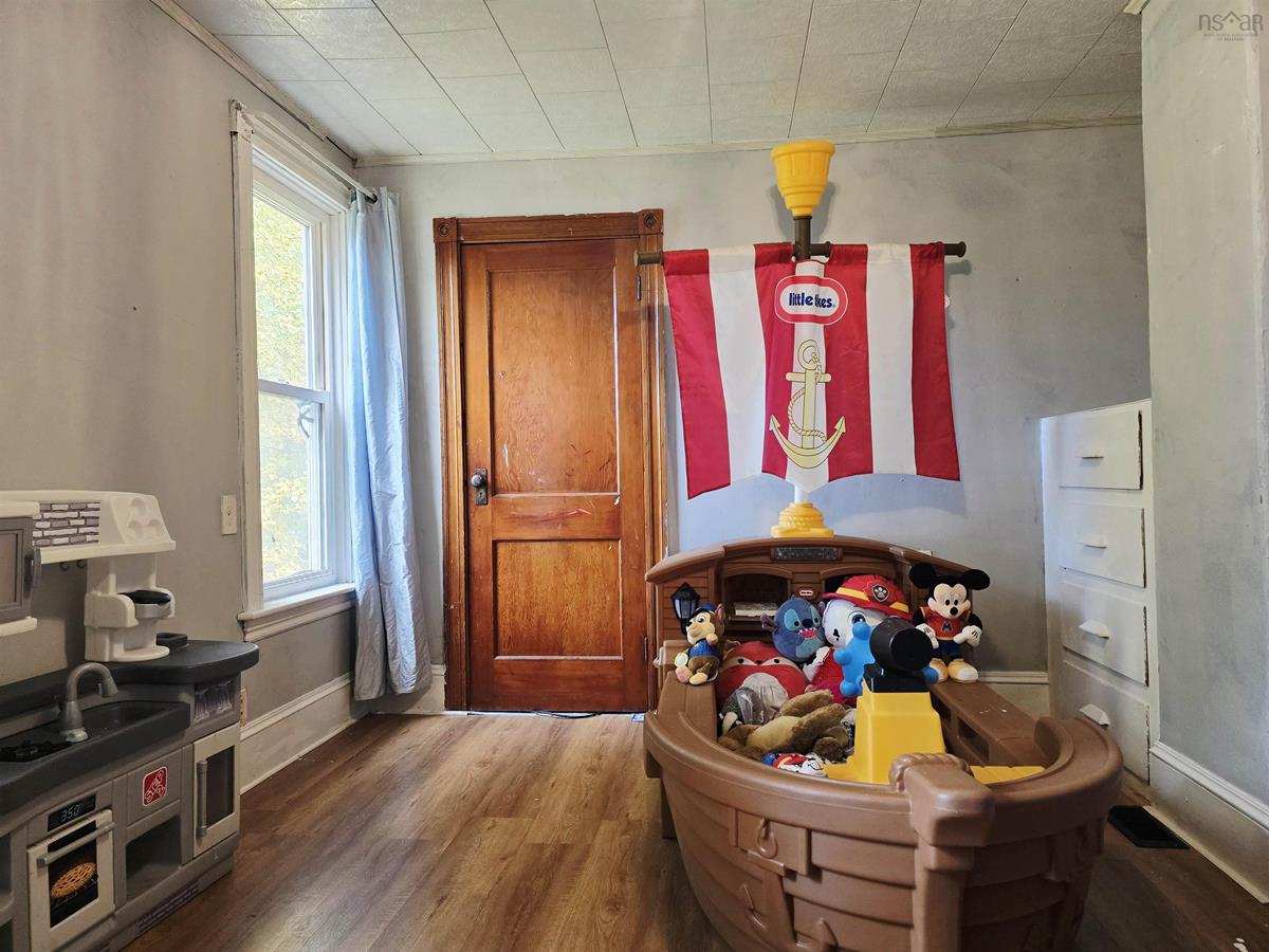 MLS ()