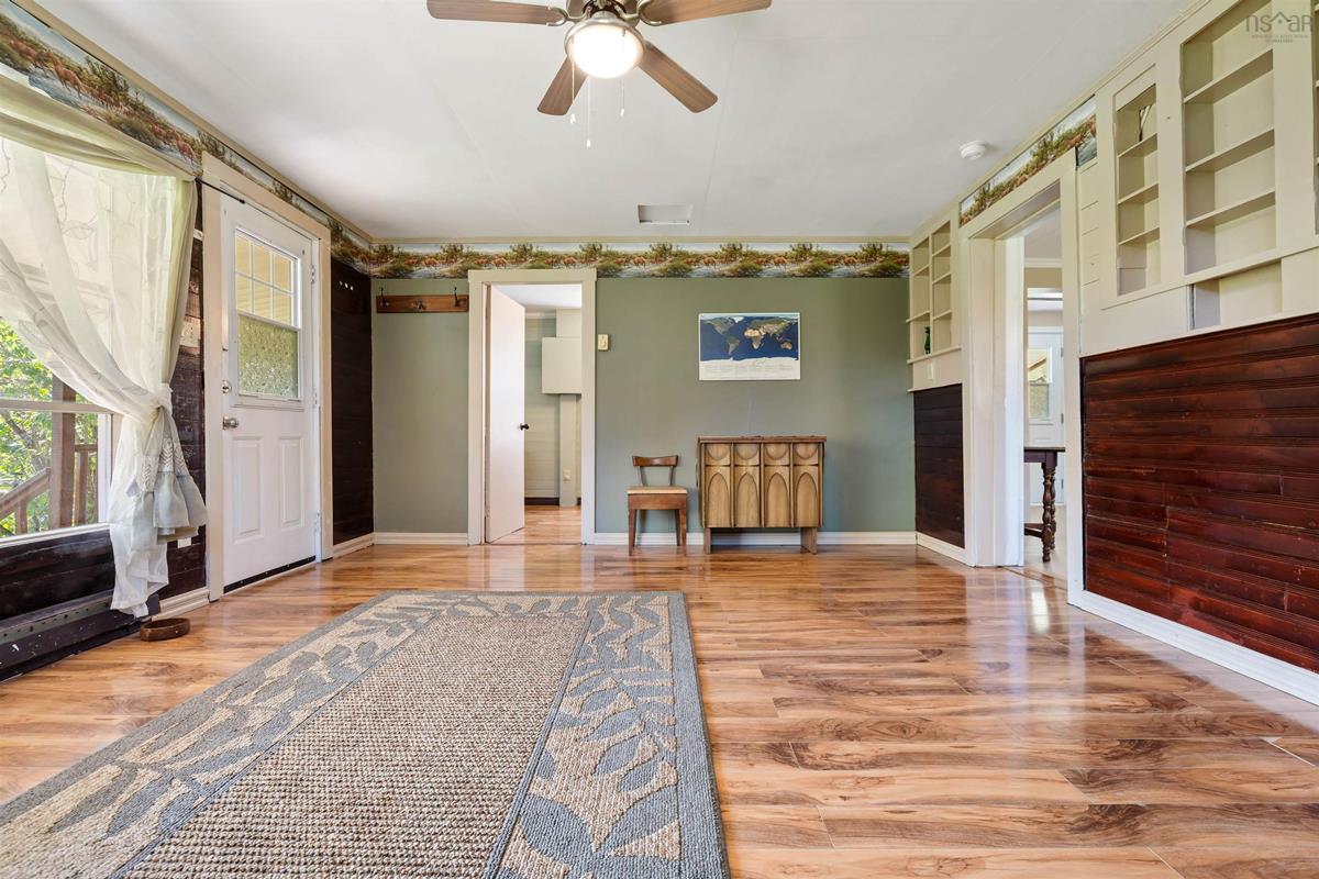  MLS ()