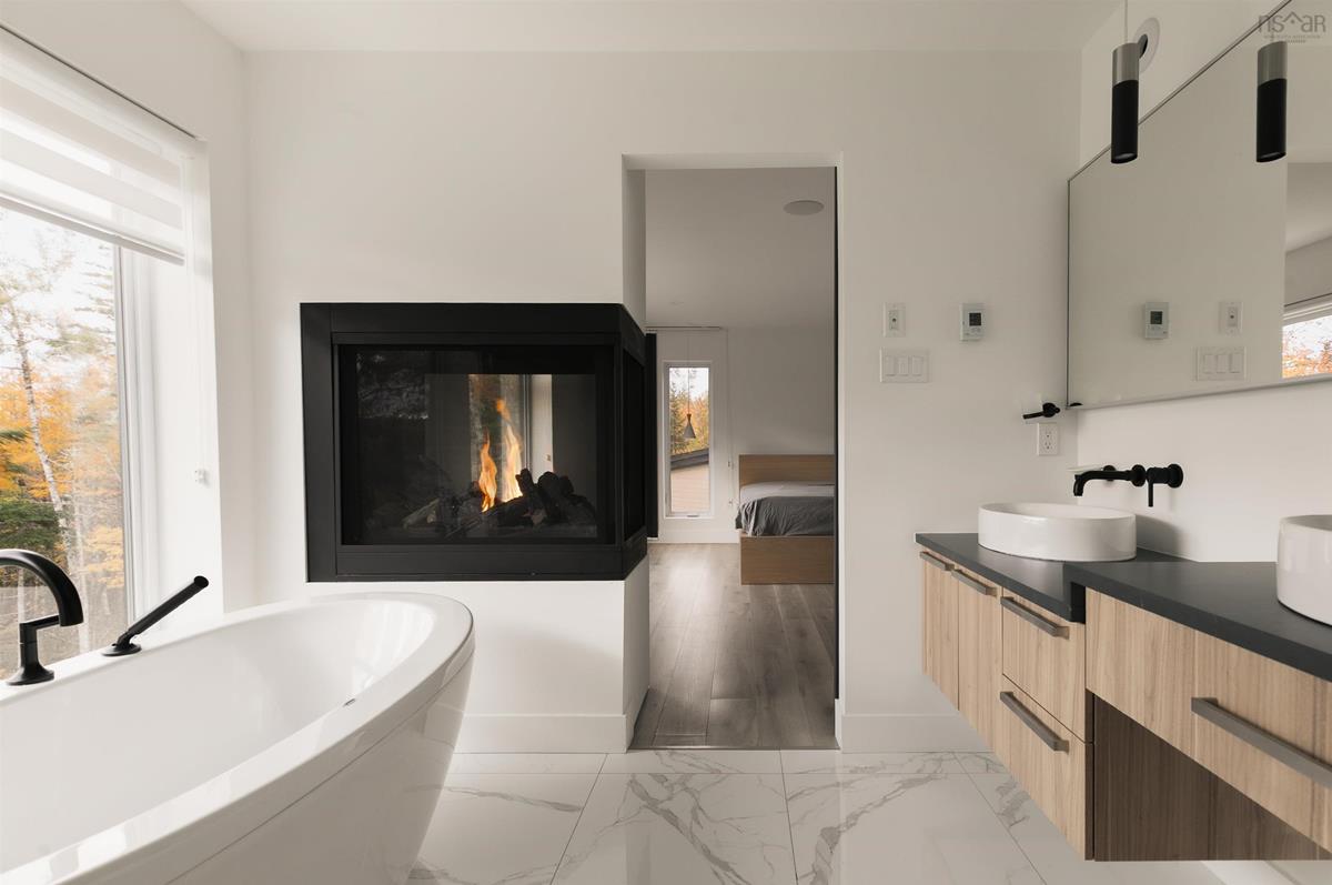  MLS ()