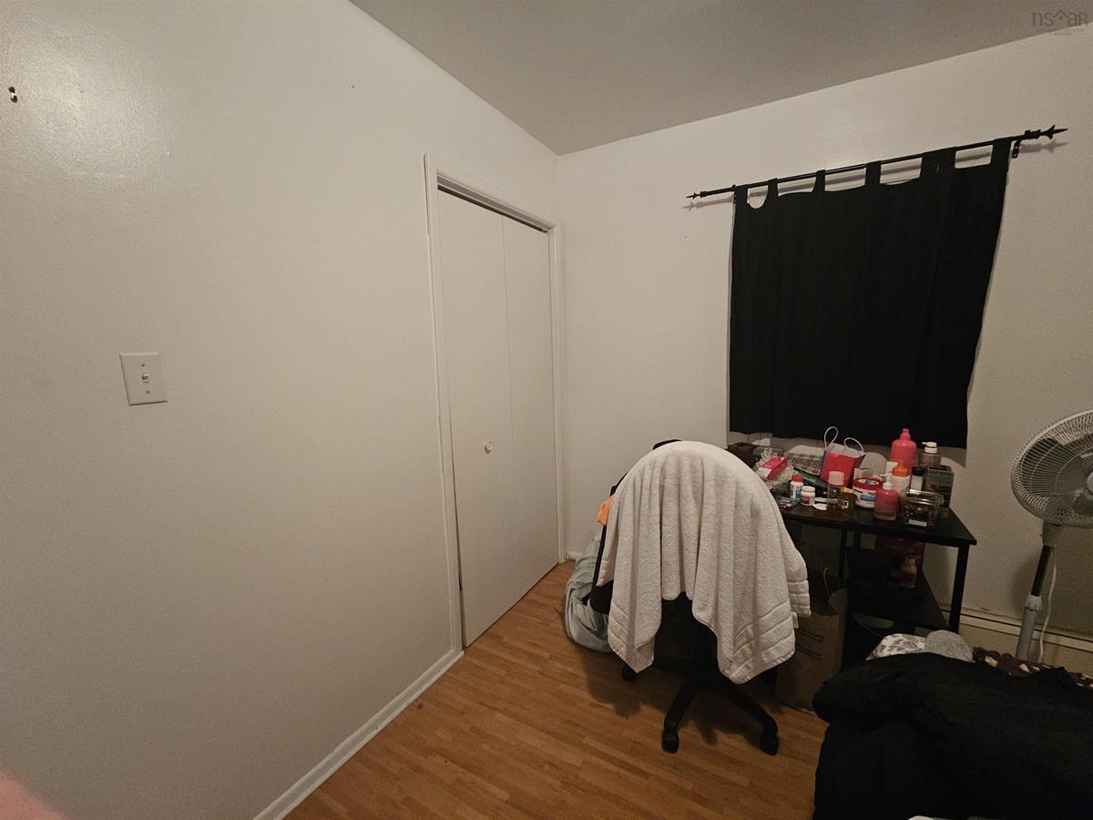  MLS ()