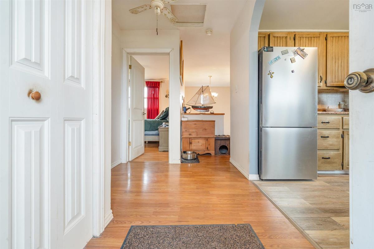  MLS ()